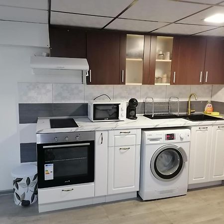Апартамемт 3 Места С Кухня С Дворче Apartment Vratsa Ngoại thất bức ảnh